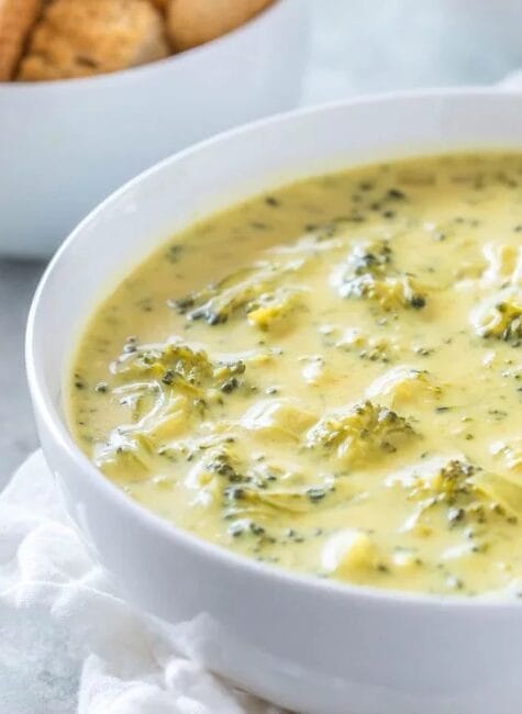 Creamy Broccoli Soup: A Comforting & Healthy Bowl