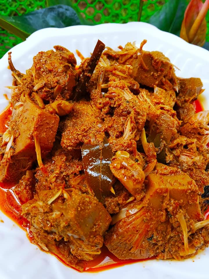 Jackfruit Sri Lankan Curry (Polos Curry / Ambula)